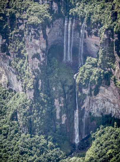 Cascade și căscăduțe, Parcul Național Canaima