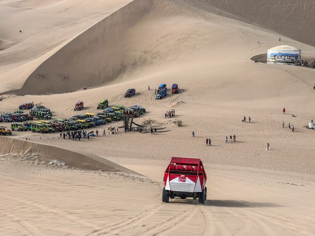 Oaza Huacachina, Peru