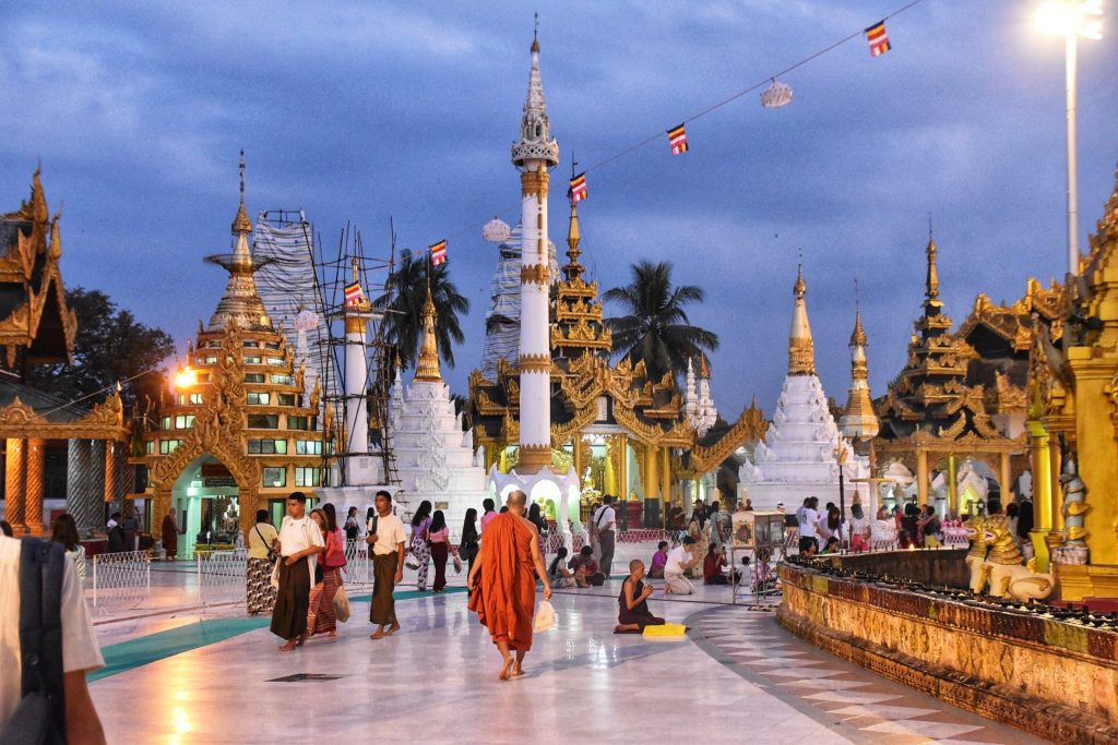 Shwedagon Pagoda, Yangon